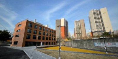 <span style=